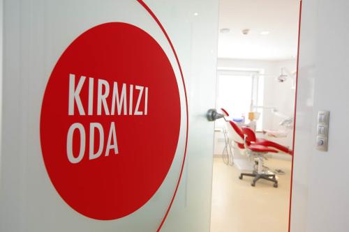 Yağmurdent Ağız ve Diş Sağlığı Polikliniği