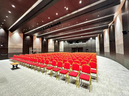 Türkiye İhracatçılar Meclisi Konferans Salonukütahya seramik unicera fuarı #fuarstand #internationalfairdesing #mimari #içmimari #expo #messe #fuar #stand #ofis #villa # mağaza #showroom #dekorasyon #proje #uygulama #yapifuari #imob #motosikletfuari #fair #exhibition #ahsapstand #modulerstand #banka #sube #villadekorasyon #showroomdekorasyon #uluslararasi #design #içmimar #fairdesign #unicera #kutahyaseramik #mimarsinanüniversitesi #güzelsanatlar #kütüphane #tim #konferanssalonu #türkiyeihracatcılarmeclisi #konferans