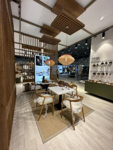 bonna seramik #fuarstand #internationalfairdesing #mimari #içmimari #expo #messe #fuar #stand #ofis #villa # mağaza #showroom #dekorasyon #proje #uygulama #yapifuari #imob #motosikletfuari #fair #exhibition #ahsapstand #modulerstand #banka #sube #villadekorasyon #showroomdekorasyon #uluslararasi #design #içmimar #fairdesign #unicera #yapifuarı #hostech